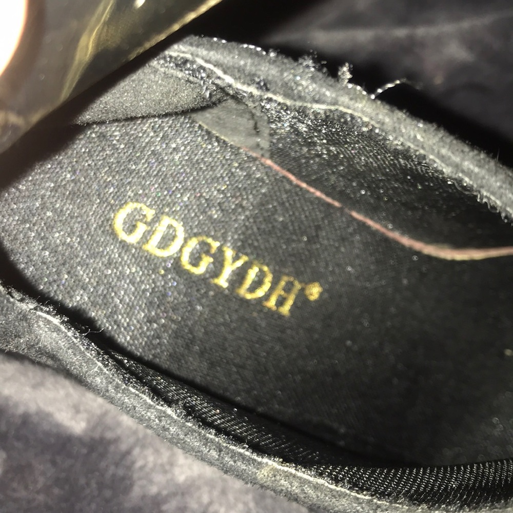 Shoes - Picture 3 of 3